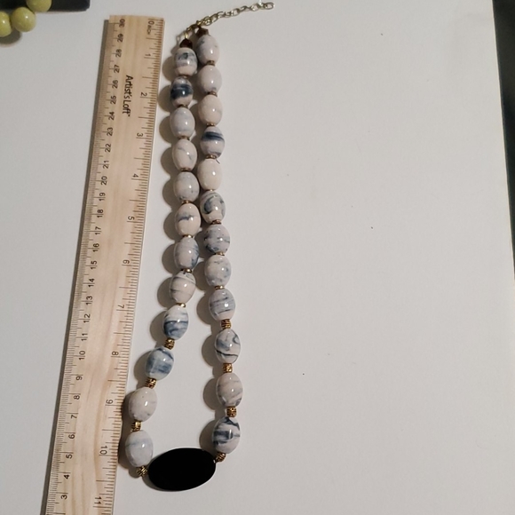 Necklace - Picture 2 of 3